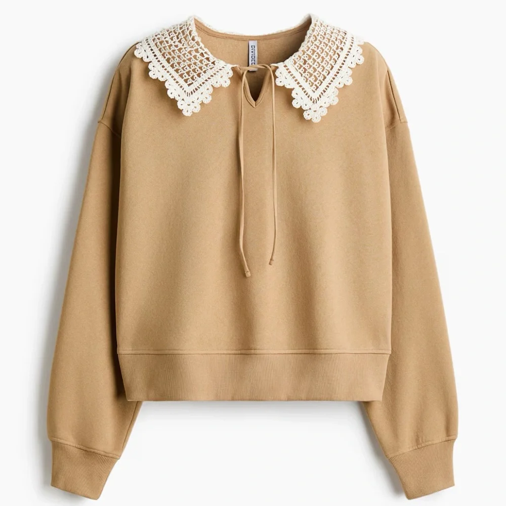 H&M Beige Sweatshirt with Crochet/ Lace Collar NWT_6